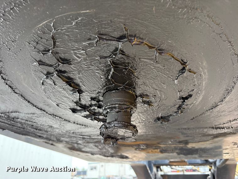 image for item FK1409 2014 Trail King Industries TK110HDG-533 lowboy equipment trailer