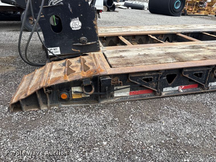 image for item FK1409 2014 Trail King Industries TK110HDG-533 lowboy equipment trailer