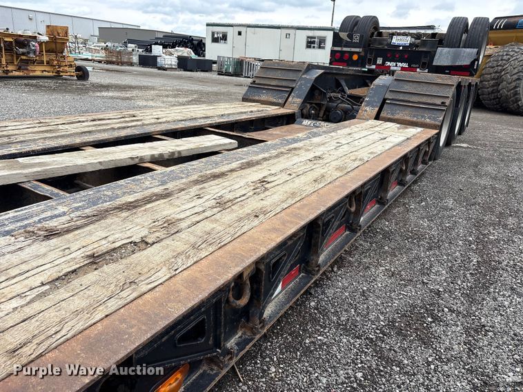 image for item FK1409 2014 Trail King Industries TK110HDG-533 lowboy equipment trailer