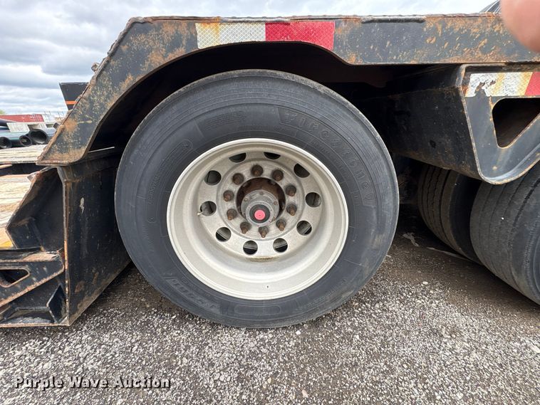 image for item FK1409 2014 Trail King Industries TK110HDG-533 lowboy equipment trailer