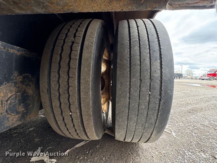 image for item FK1409 2014 Trail King Industries TK110HDG-533 lowboy equipment trailer