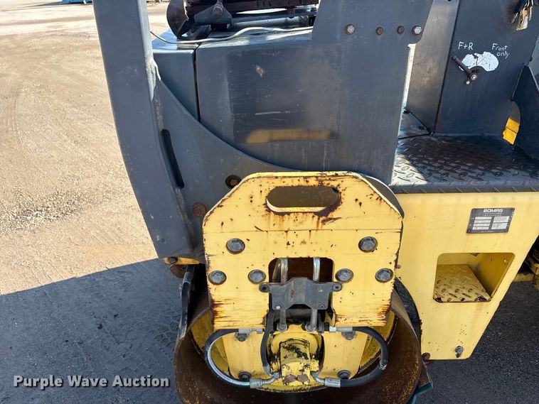 image for item FK1410 1999 Bomag BW120 AD-3 double drum roller
