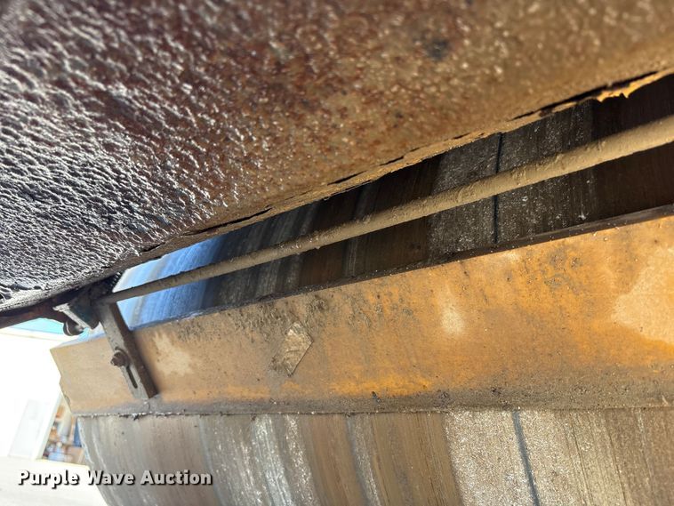 image for item FK1411 2008 Caterpillar CB24 double drum roller