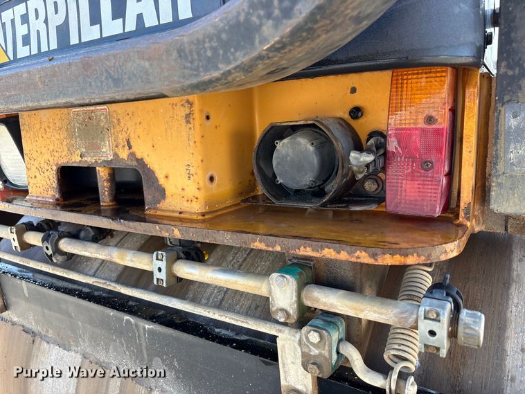 image for item FK1411 2008 Caterpillar CB24 double drum roller