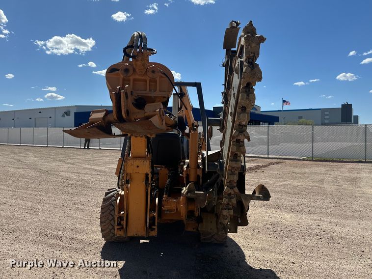 image for item FM7516 1999 Case 660 trencher