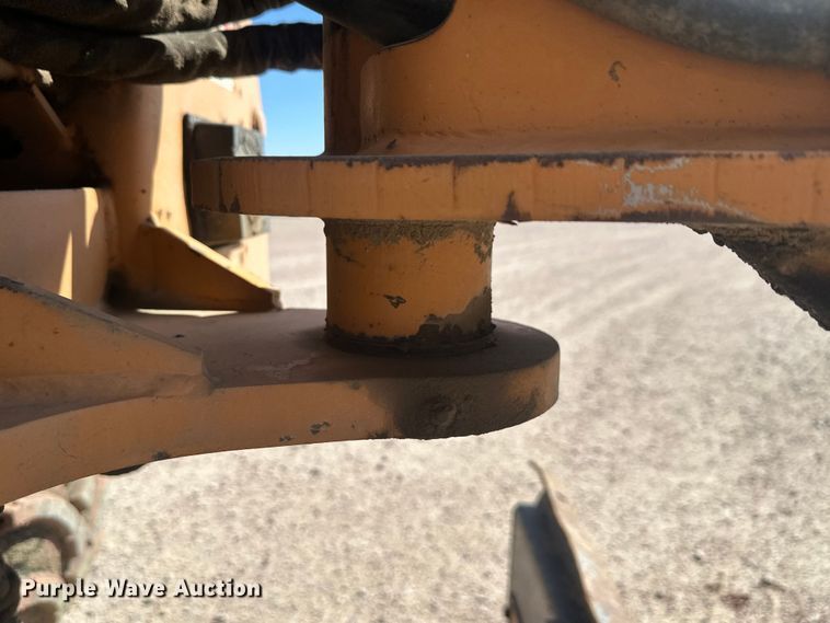 image for item FM7516 1999 Case 660 trencher
