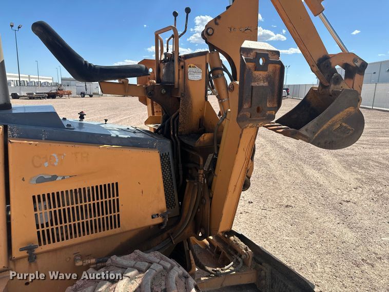 image for item FM7516 1999 Case 660 trencher
