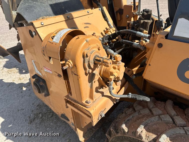 image for item FM7516 1999 Case 660 trencher