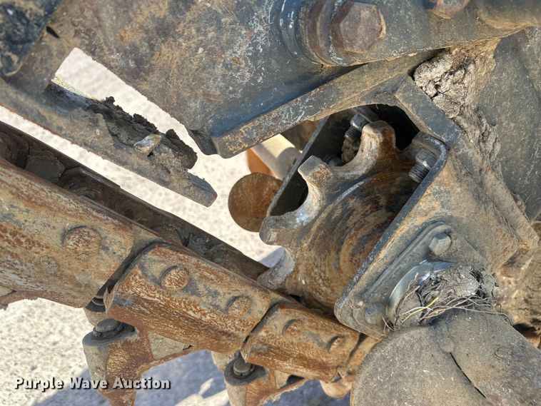image for item FM7516 1999 Case 660 trencher