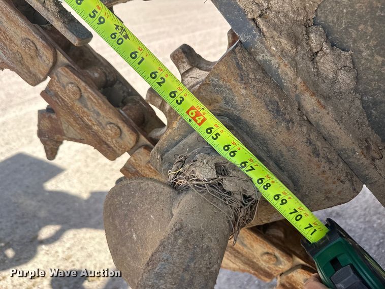 image for item FM7516 1999 Case 660 trencher