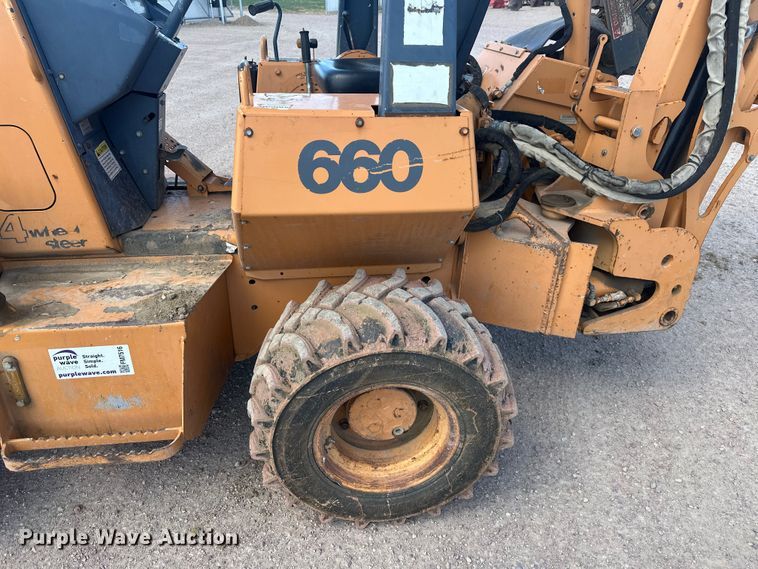image for item FM7516 1999 Case 660 trencher