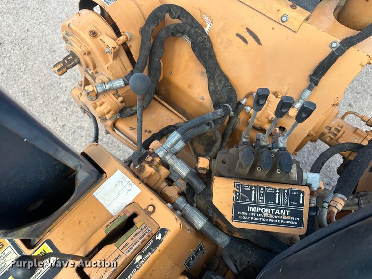 image for item FM7516 1999 Case 660 trencher