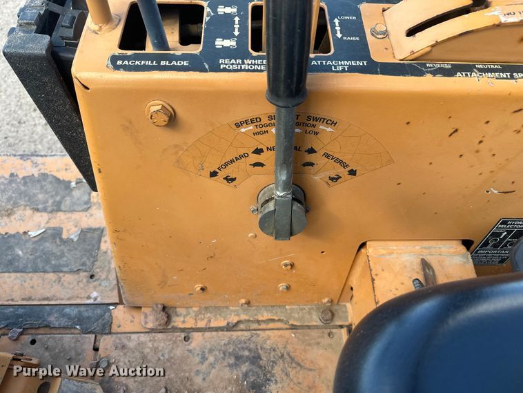 image for item FM7516 1999 Case 660 trencher