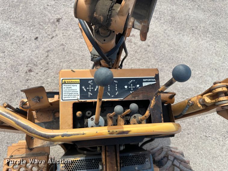 image for item FM7516 1999 Case 660 trencher