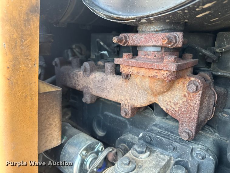 image for item FM7516 1999 Case 660 trencher
