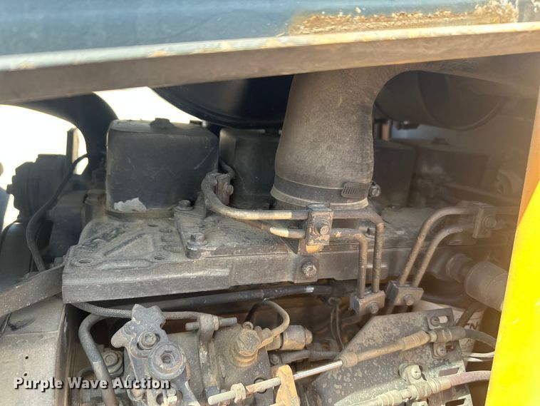 image for item FM7516 1999 Case 660 trencher