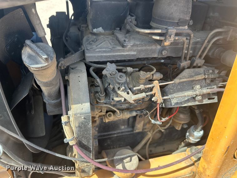 image for item FM7516 1999 Case 660 trencher
