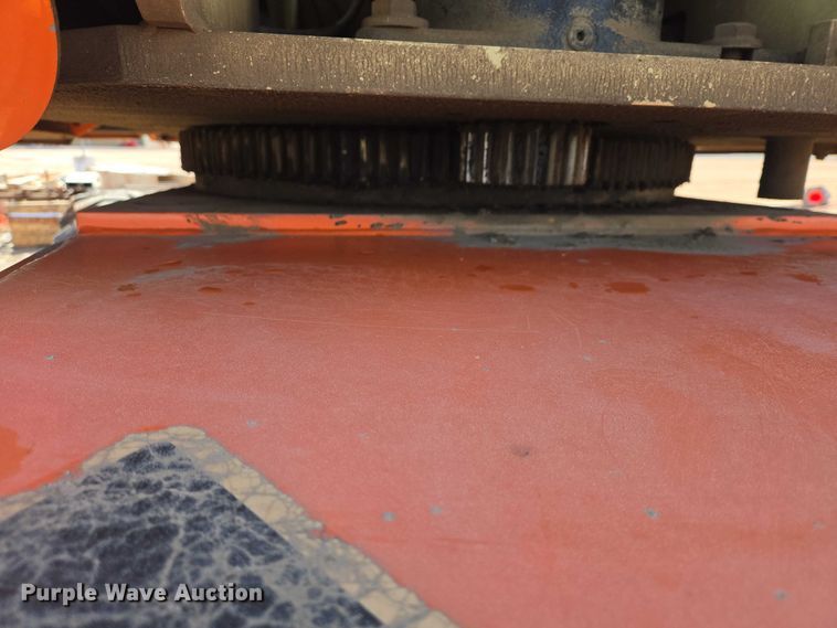 image for item FM7517 2005 JLG 800S boom lift