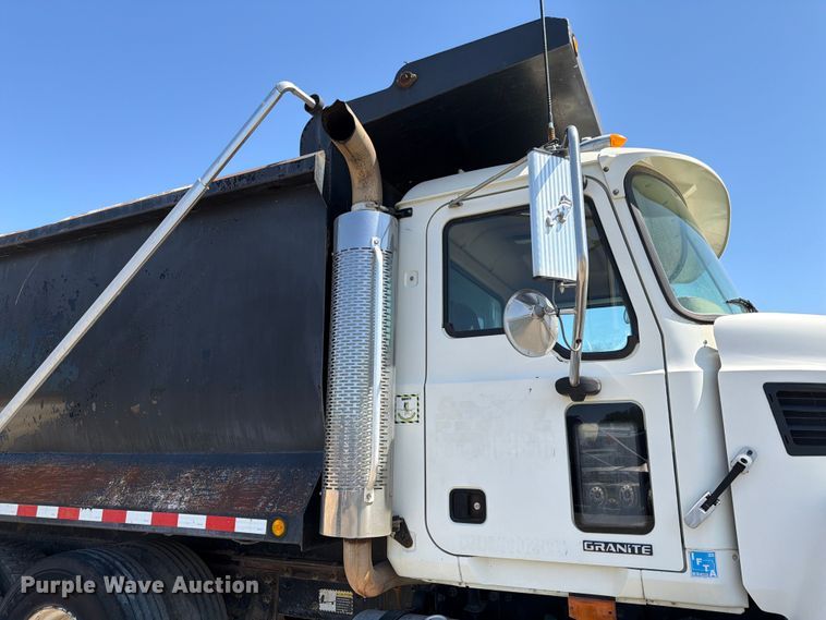 image for item FM7518 2007 Mack CV713 dump truck