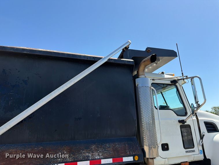 image for item FM7518 2007 Mack CV713 dump truck
