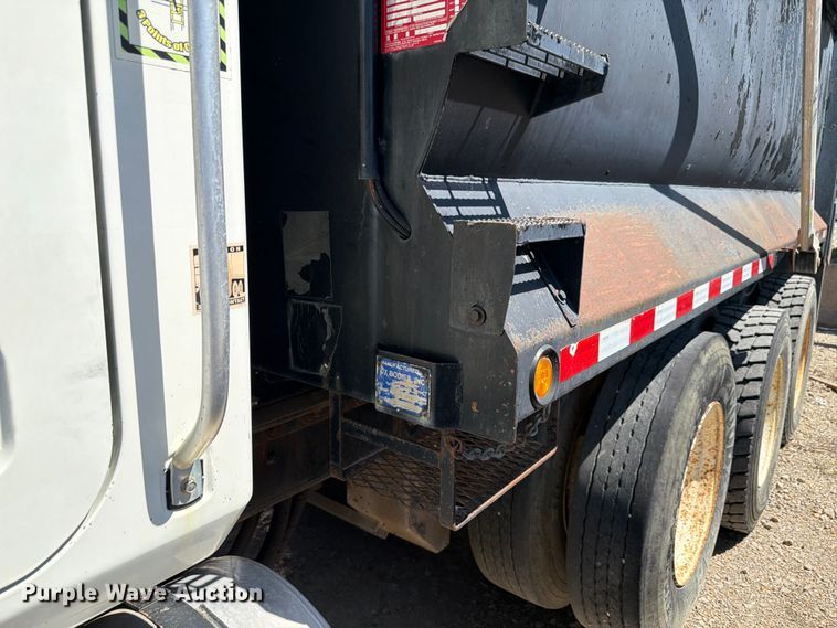 image for item FM7518 2007 Mack CV713 dump truck