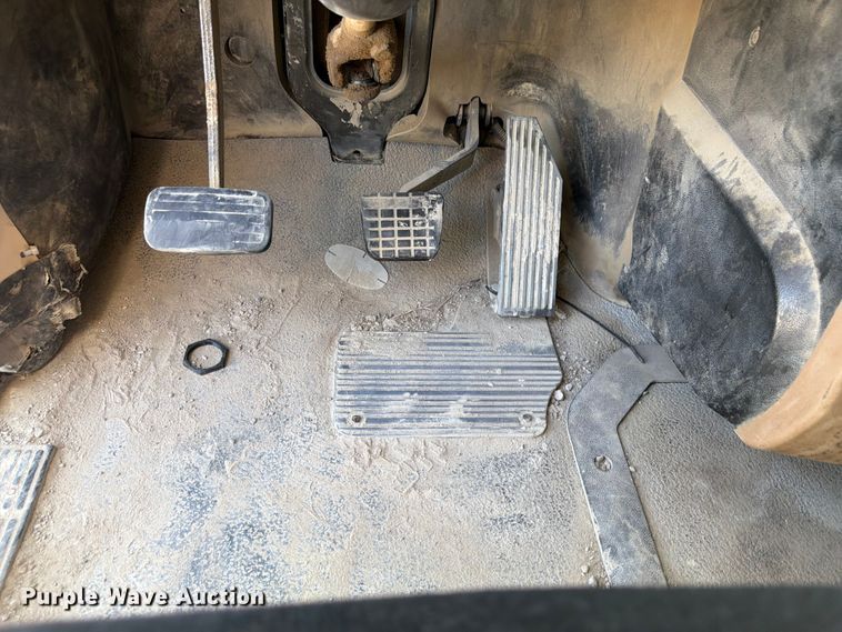 image for item FM7518 2007 Mack CV713 dump truck