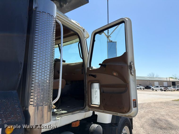image for item FM7518 2007 Mack CV713 dump truck