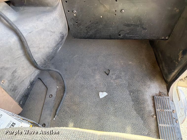 image for item FM7518 2007 Mack CV713 dump truck