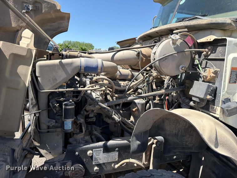 image for item FM7518 2007 Mack CV713 dump truck