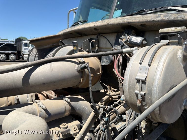 image for item FM7518 2007 Mack CV713 dump truck