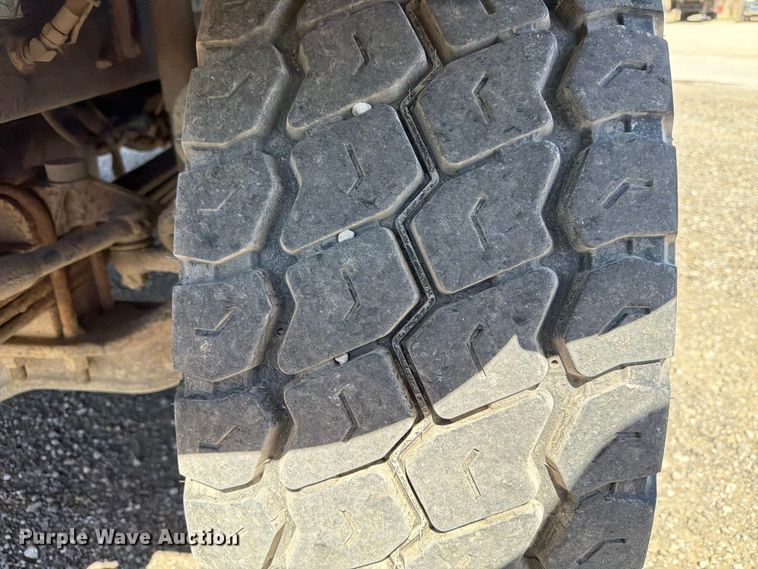 image for item FM7518 2007 Mack CV713 dump truck