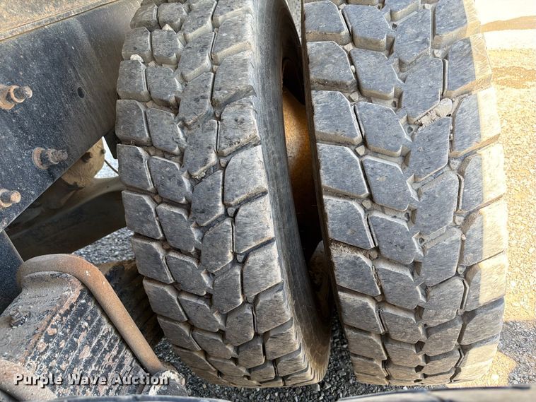 image for item FM7518 2007 Mack CV713 dump truck