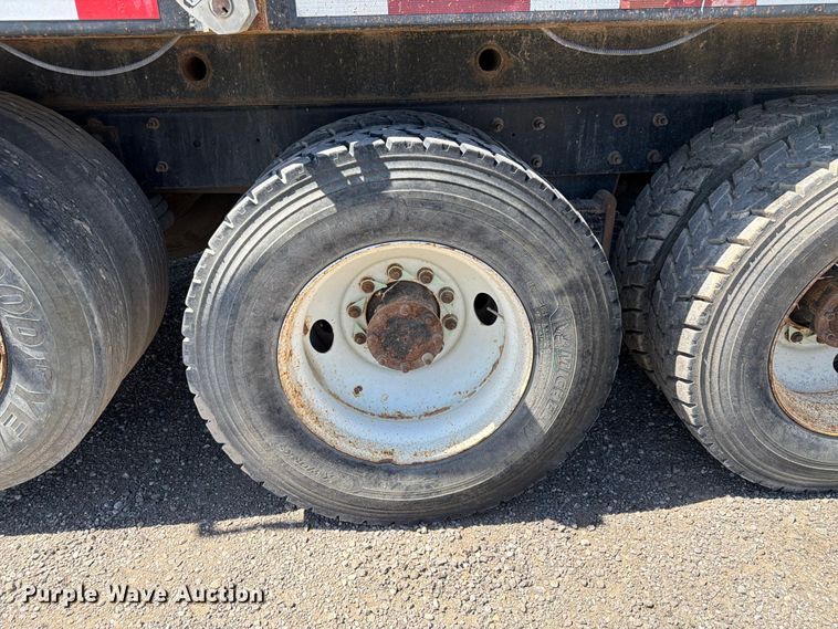image for item FM7518 2007 Mack CV713 dump truck