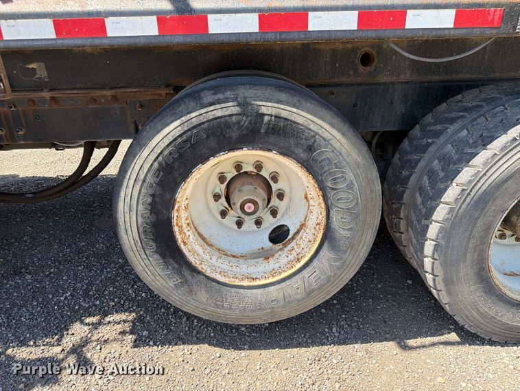 image for item FM7518 2007 Mack CV713 dump truck