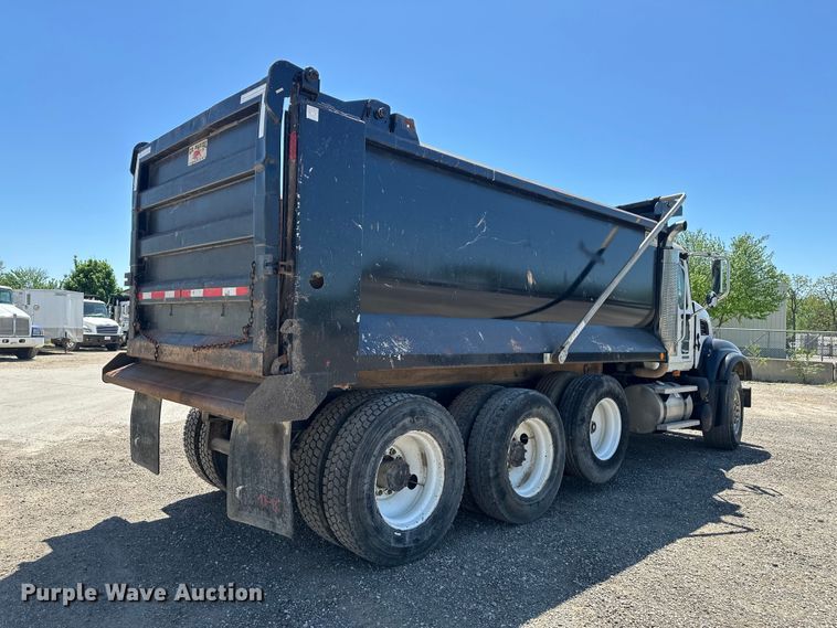 image for item FM7519 2007 Mack CV713 dump truck