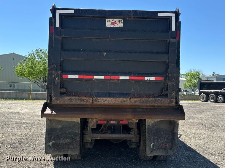 image for item FM7519 2007 Mack CV713 dump truck