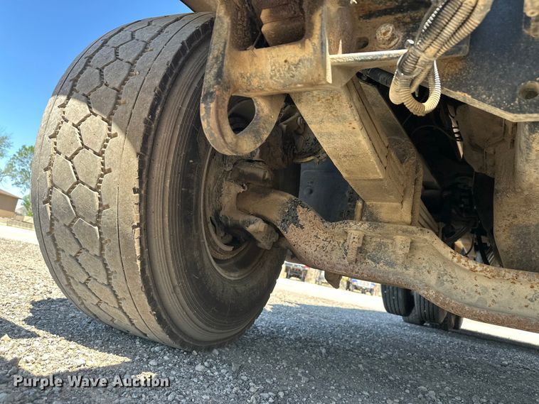 image for item FM7519 2007 Mack CV713 dump truck