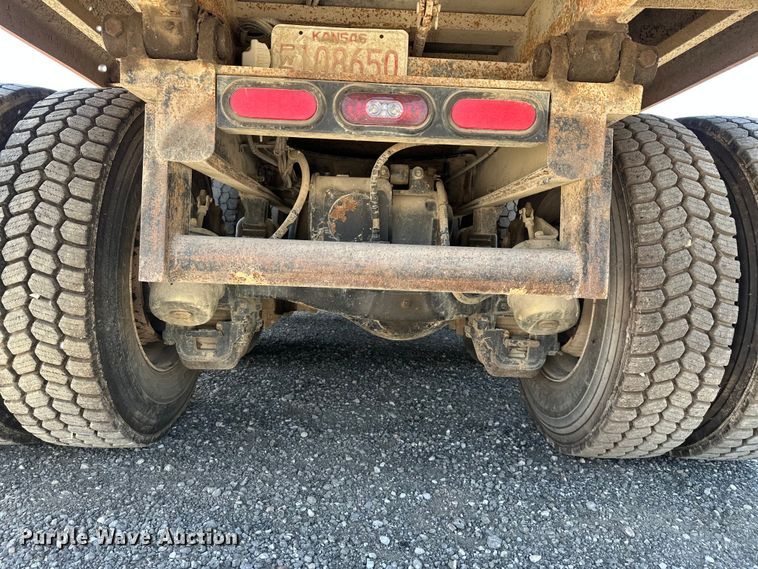 image for item FM7519 2007 Mack CV713 dump truck