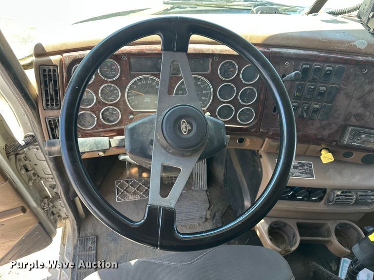 image for item FM7519 2007 Mack CV713 dump truck