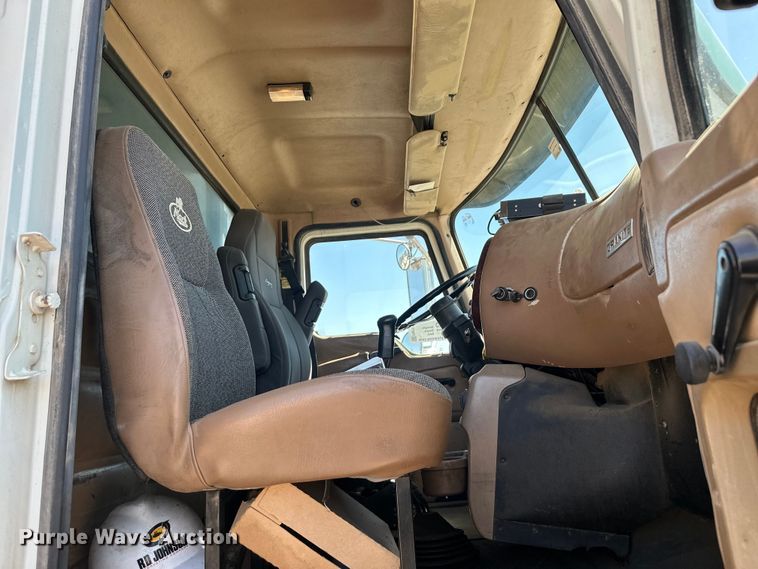 image for item FM7519 2007 Mack CV713 dump truck