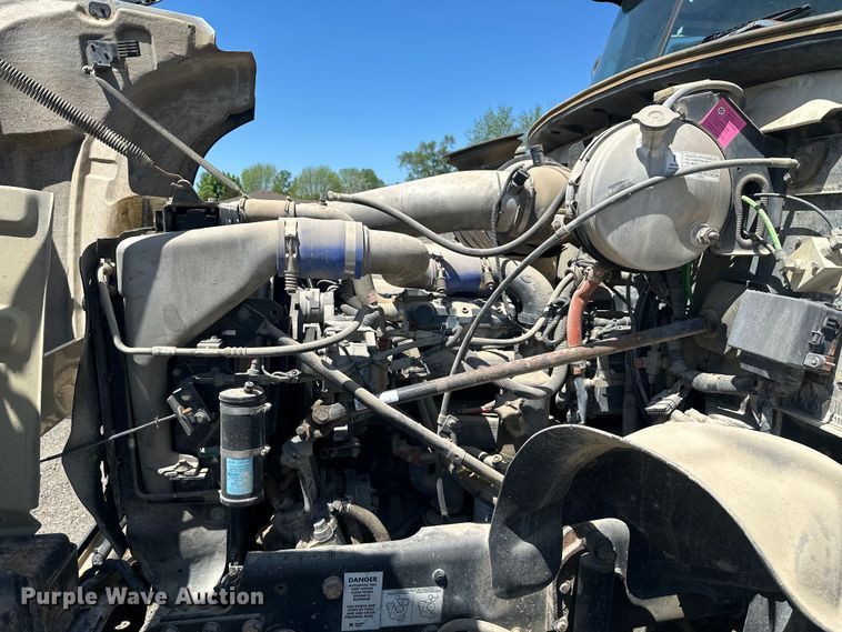 image for item FM7519 2007 Mack CV713 dump truck