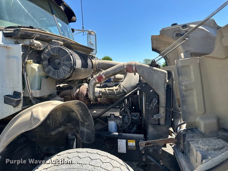 image for item FM7519 2007 Mack CV713 dump truck