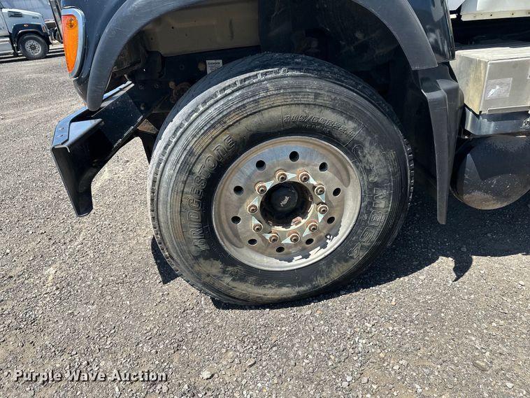 image for item FM7519 2007 Mack CV713 dump truck
