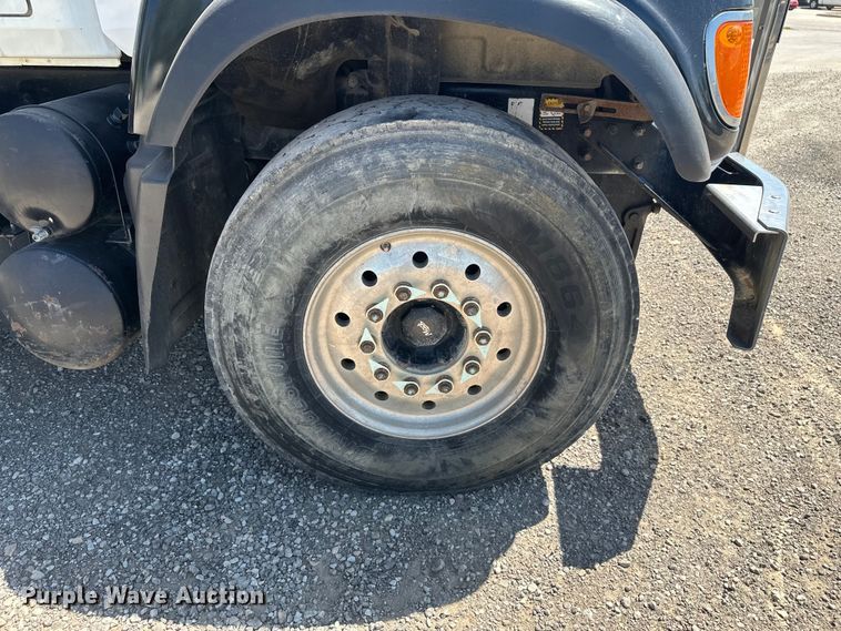 image for item FM7519 2007 Mack CV713 dump truck