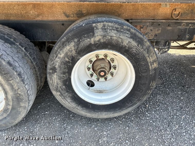 image for item FM7519 2007 Mack CV713 dump truck