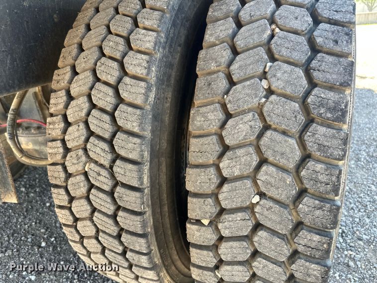 image for item FM7519 2007 Mack CV713 dump truck
