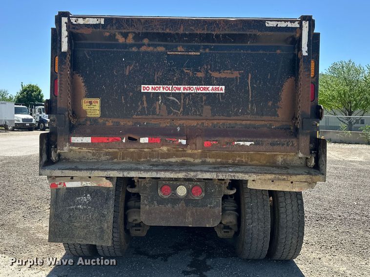 image for item FM7520 2014 Mack GU713 dump truck