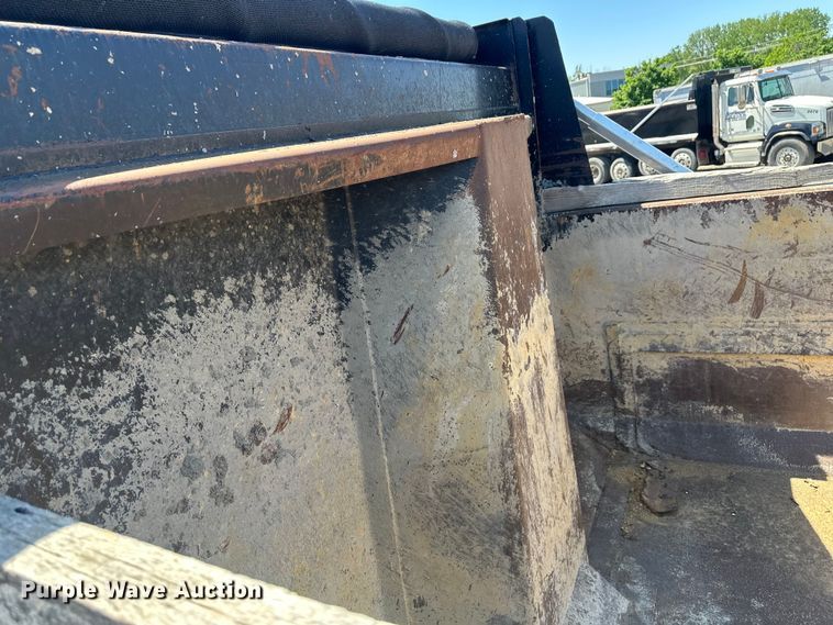 image for item FM7520 2014 Mack GU713 dump truck
