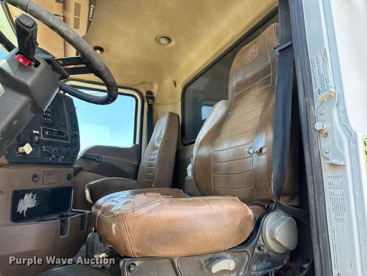 image for item FM7520 2014 Mack GU713 dump truck