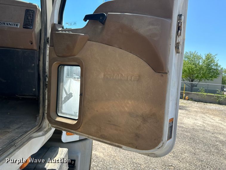 image for item FM7520 2014 Mack GU713 dump truck